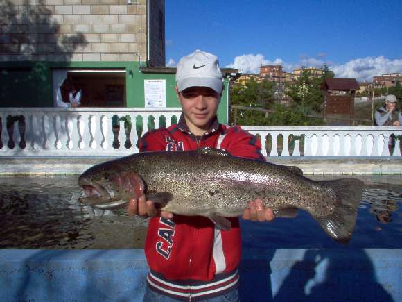 Ingrandisci Trota da oltre 4kg