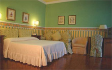 Luxury hotel con lago privato