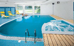Hotel Miramonti sul lago di Acquapartita a Parco laghi