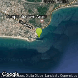Lo spot di pesca di Porto di Terracina - Spigola a surf casting dal molo