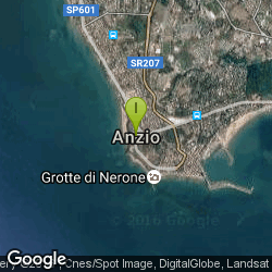 Lo spot di pesca di Pesca al porto di Anzio in bolognese con spigola di fine anno