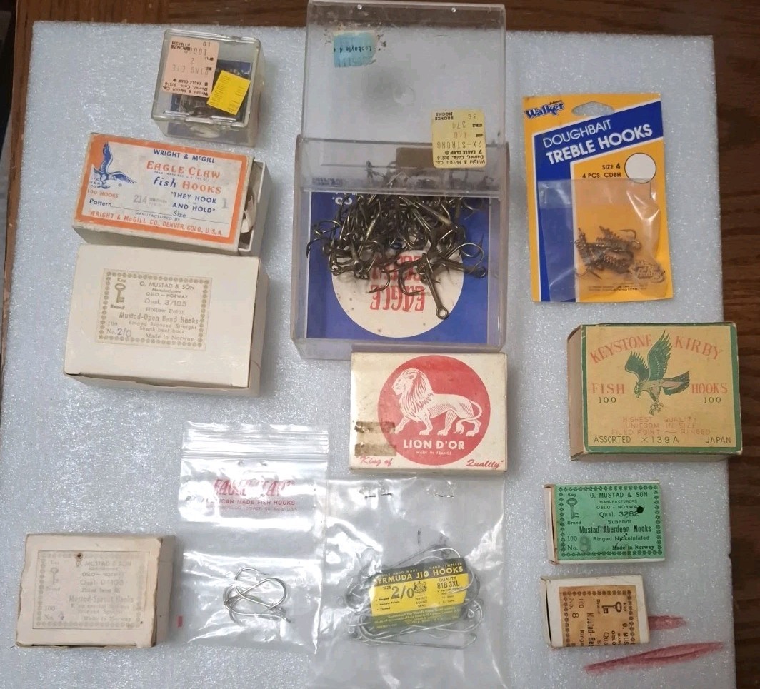 Lotto scatole ami da pesca vintage artiglio aquila/mustad/mepps scatole con ami