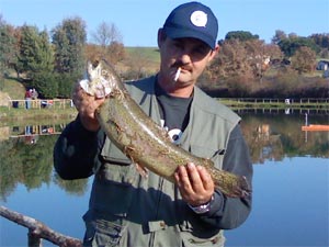 Ingrandisci bellissima trota da 3,5 kg per ANTONIO