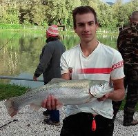 Canna Tubertini trout control per questa big di quasi 4kg ai laghi Rio