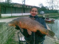 Lago Azzurro Roma carpa di 3kg per Nicholas