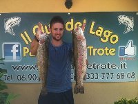     trota iridea 4.200g al Parco delle trote a Mazzano Roma  
