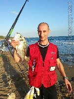 Fortezza Aragonese- Isola di Capo Rizzuto - Orate a surf casting con video