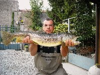 Valstagna fiume Brenta marmorata con livelli minimi del fiume 