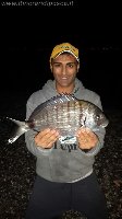 Pesca al sarago maggiore di 1.5kg a surfcasting per Vincenzo a Scaletta marina - Messina