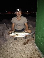 Punta Ala - Pesca del pesce serra in notturna a surf casting