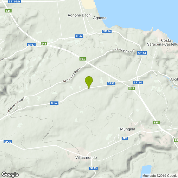 Le coordinate di questo lago a pagamento. Lat: 37.282111729489 Long: 15.094356536865