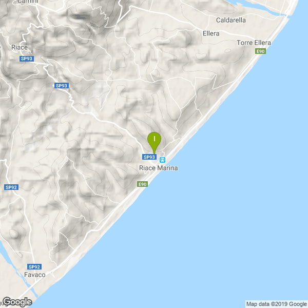 Le coordinate di questo lago a pagamento. Lat: 38.390833 Long: 16.525326